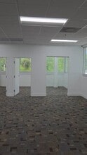 1400 E Newport Center Dr, Deerfield Beach, FL for lease - Commercial Listing Video 