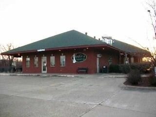 109 N 1st St, Flippin, AR for sale - Primary Photo - Image 1 of 1