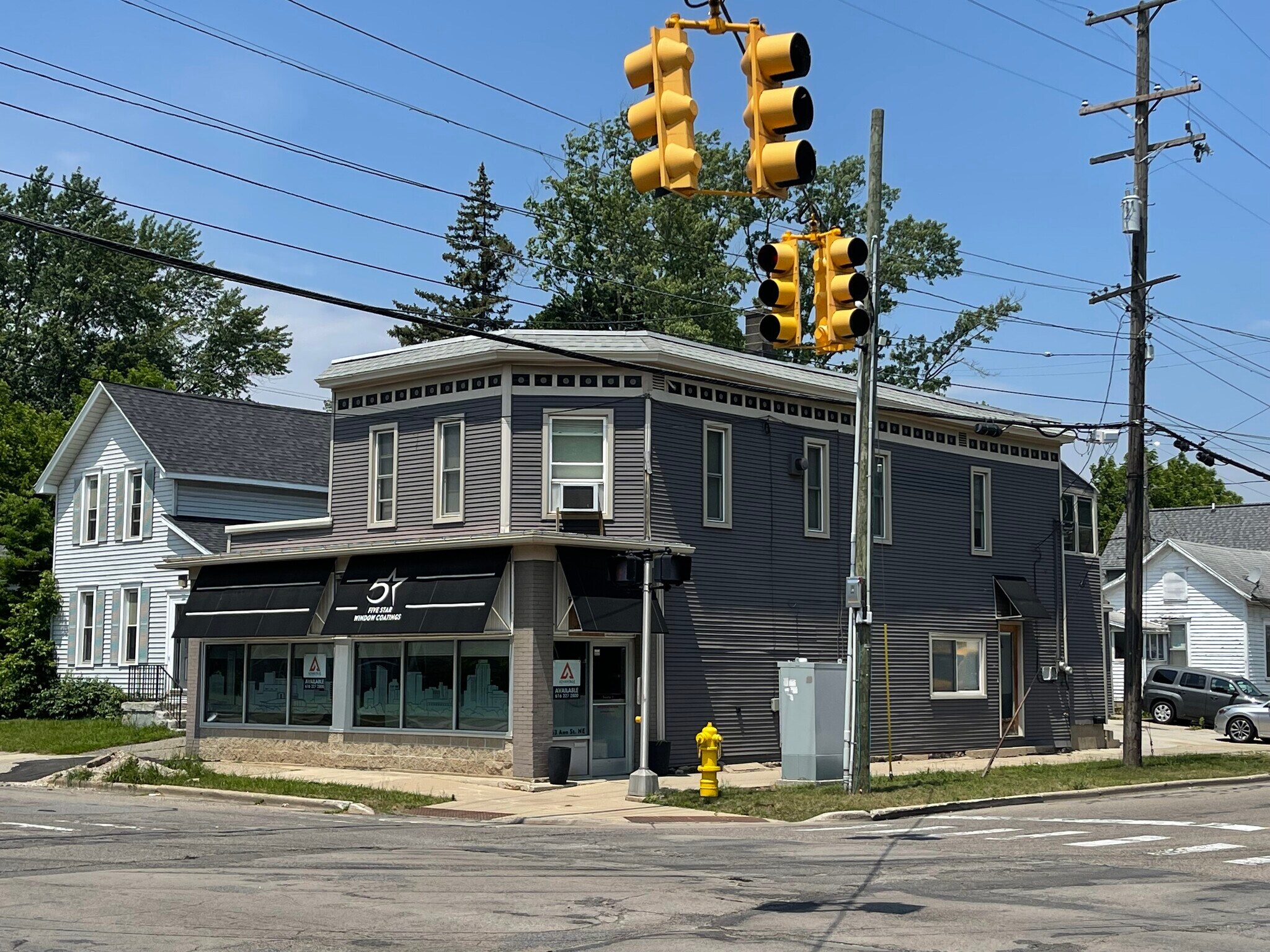 163 Ann St NE, Grand Rapids, MI for sale Building Photo- Image 1 of 1