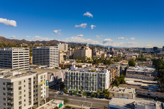 1616 N La Brea Ave, Los Angeles, CA - aerial  map view