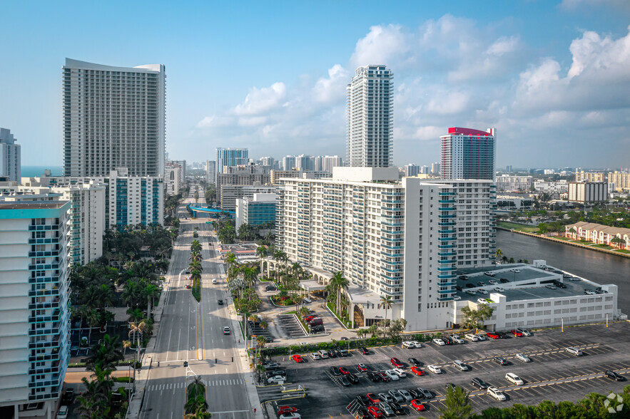 3800 S Ocean Dr, Hollywood, FL for sale - Aerial - Image 1 of 23