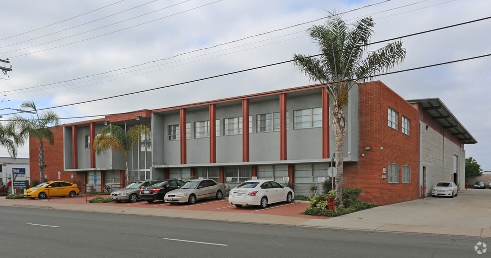 3467-3479 Kurtz St, San Diego, CA for lease - Building Photo - Image 1 of 6