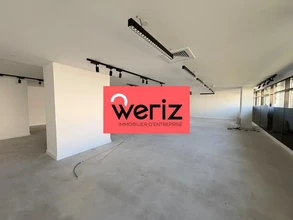 Office in Marseille for lease Interior Photo- Image 1 of 4
