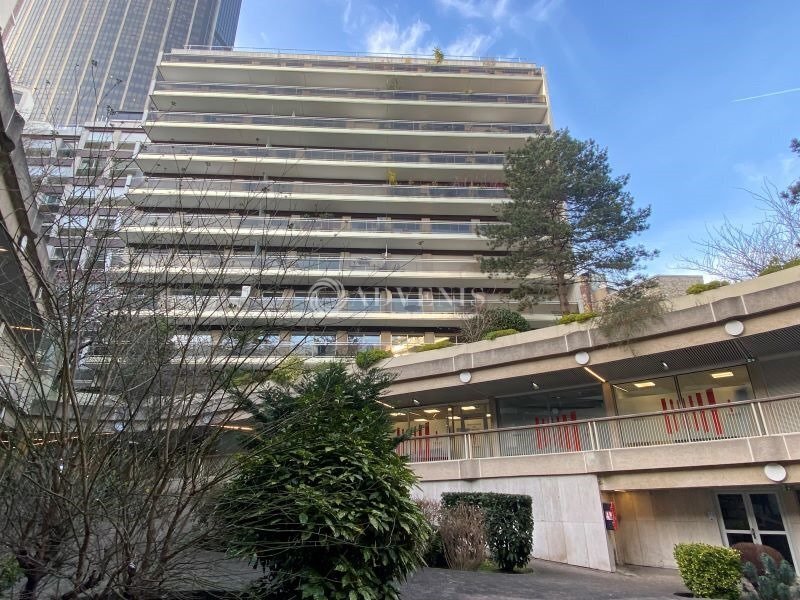 Office in Paris for lease Building Photo- Image 1 of 8