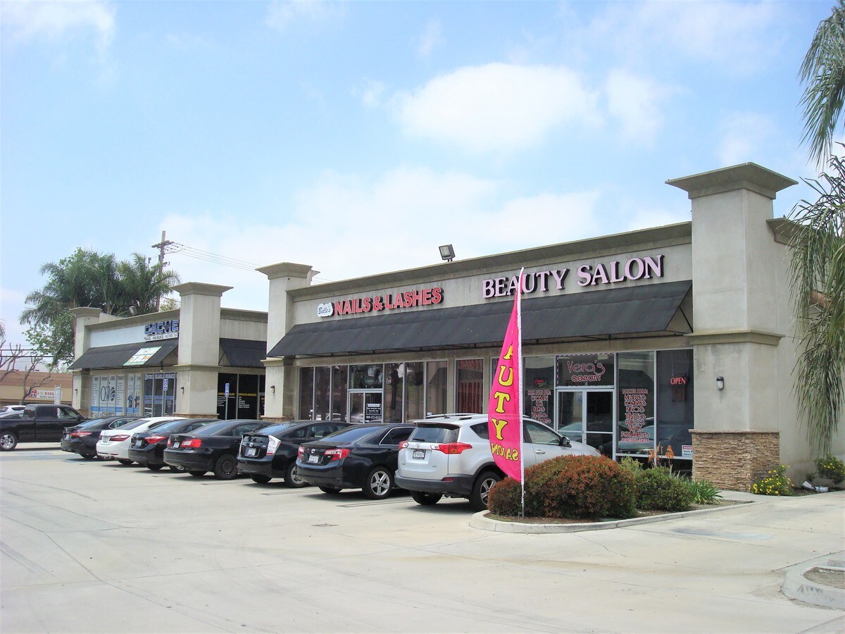 16846 Valley Blvd, Fontana, CA 92335