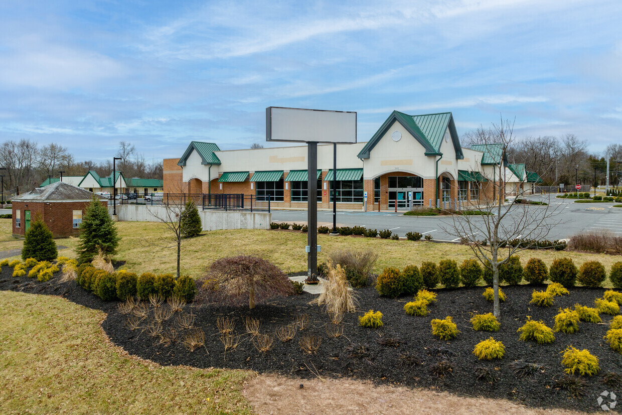 3885 Route 27, Princeton, NJ for lease Building Photo- Image 1 of 9