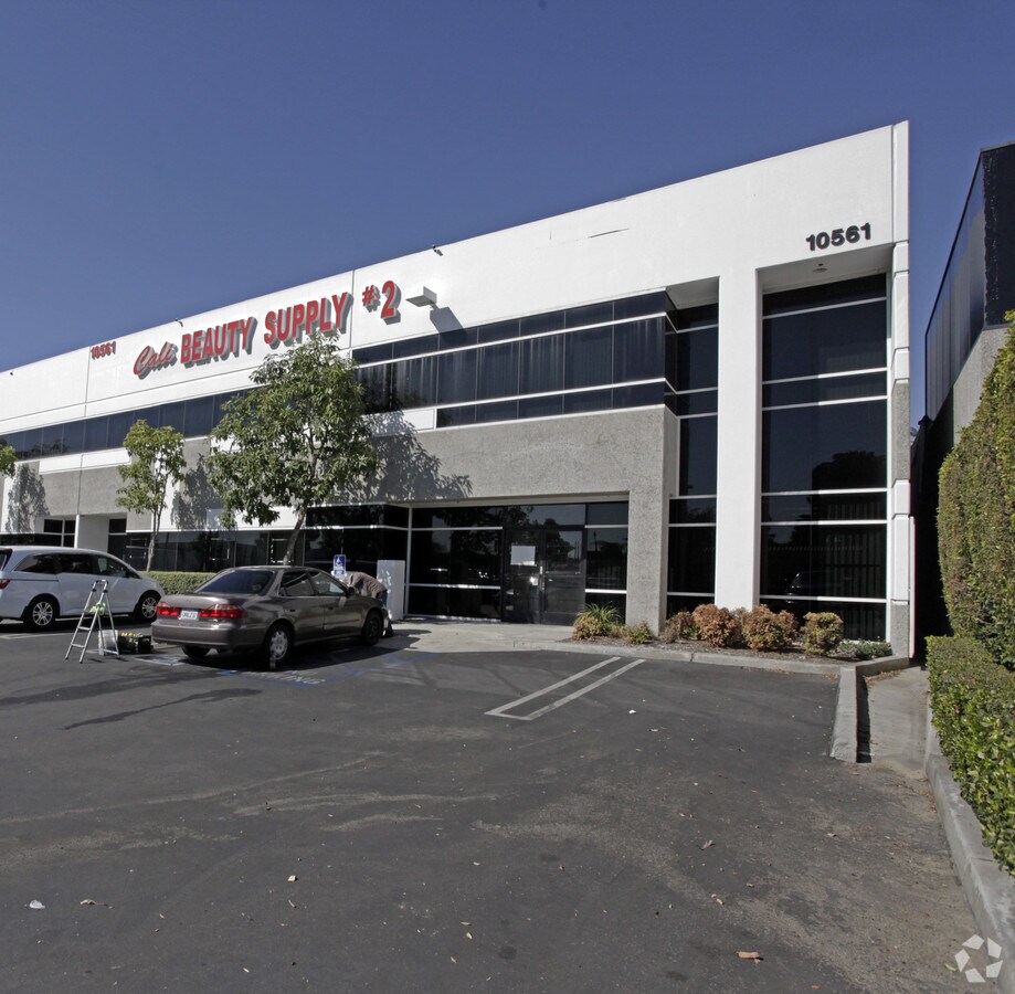 10561 Garden Grove Blvd, Garden Grove, CA 92843