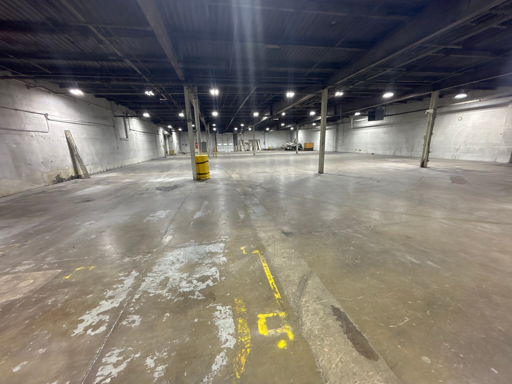 315 N 9th St, St Charles, IL for lease Interior Photo- Image 1 of 1