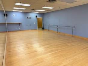 201-299 Main St, Park Forest, IL for lease Interior Photo- Image 2 of 3