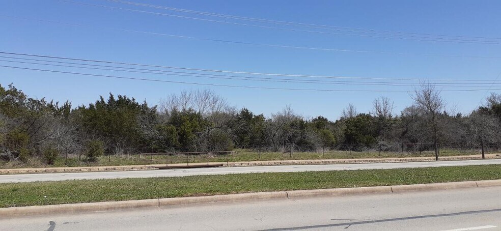 3901 Sam Bass, Round Rock, TX for sale - Primary Photo - Image 1 of 1