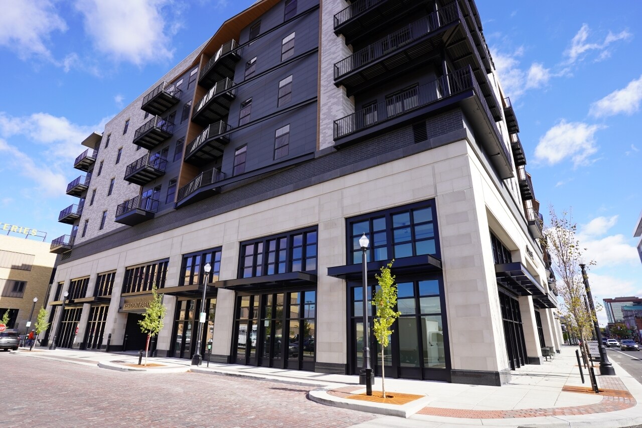 637 ster St, Fort Wayne, IN 46802 The Pearl