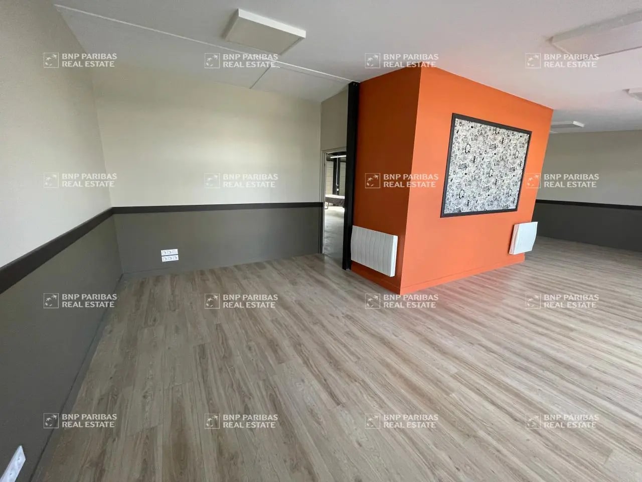 Flex in Rennes for sale Building Photo- Image 1 of 10