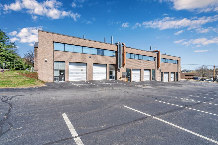 200 Turnpike Rd, Chelmsford, MA for lease - Building Photo - Image 3 of 14