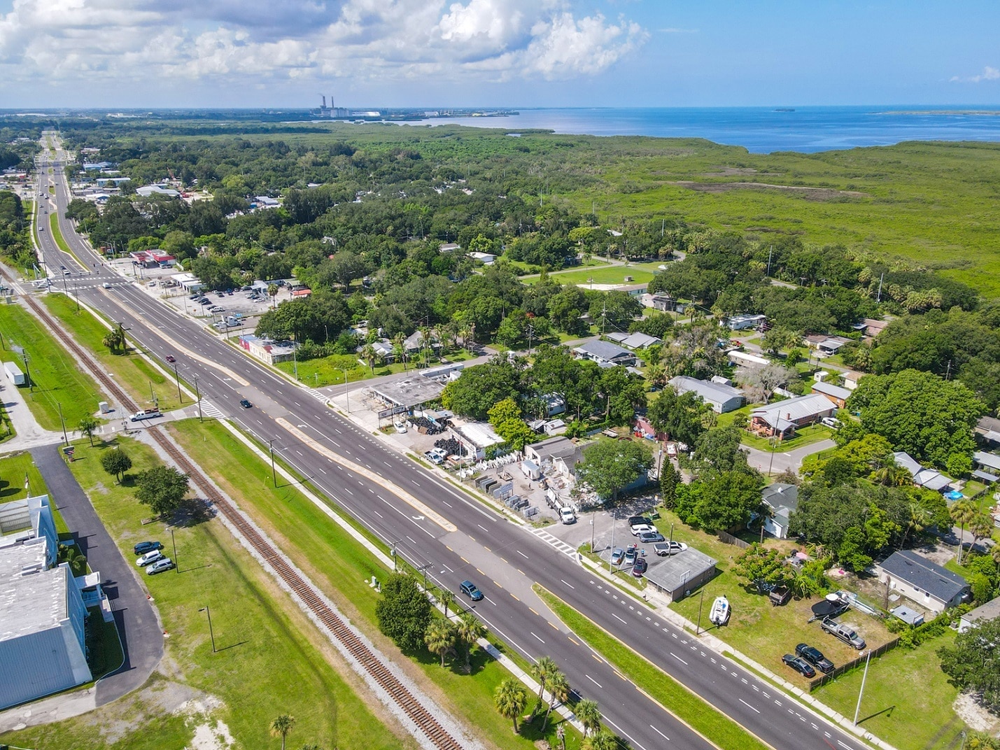 9913 S US Highway 41, Gibsonton, FL 33534 9913 US Highway 41