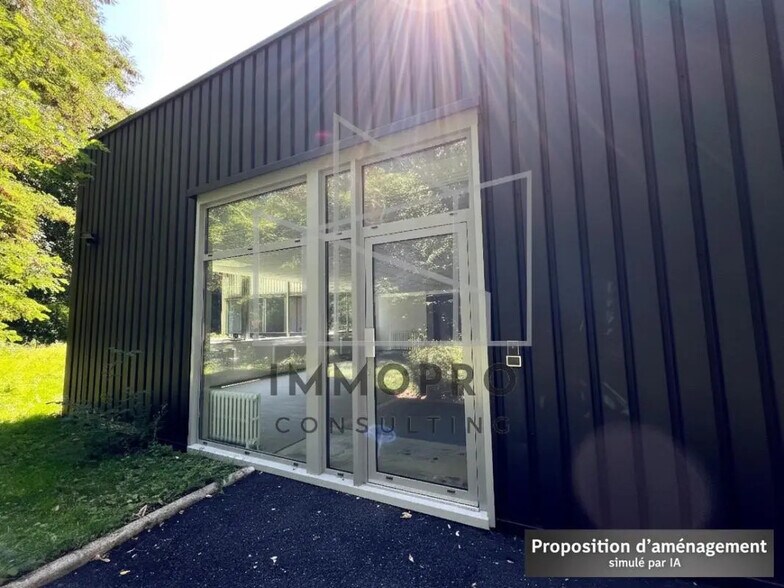 Office in Saint-Martin-du-Vivier for lease - Building Photo - Image 2 of 6