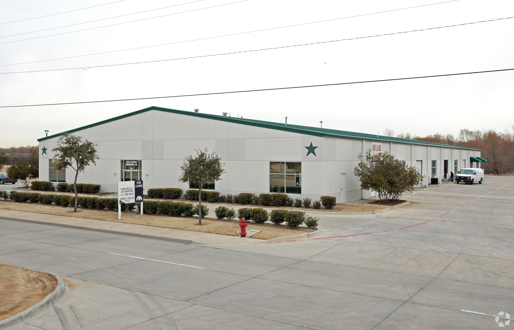 310 E Trinity Blvd, Grand Prairie, TX for lease Primary Photo- Image 1 of 8