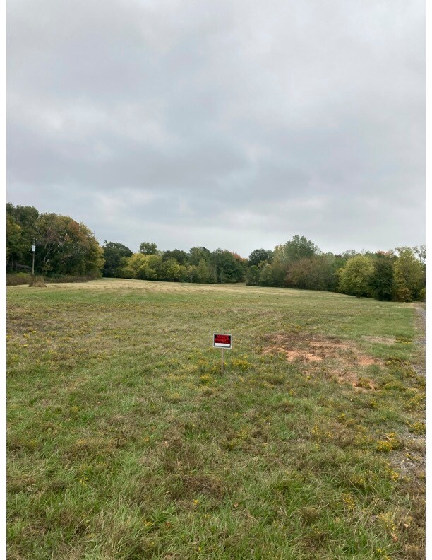 606 Golden Rd, Tyler, TX for sale Primary Photo- Image 1 of 1