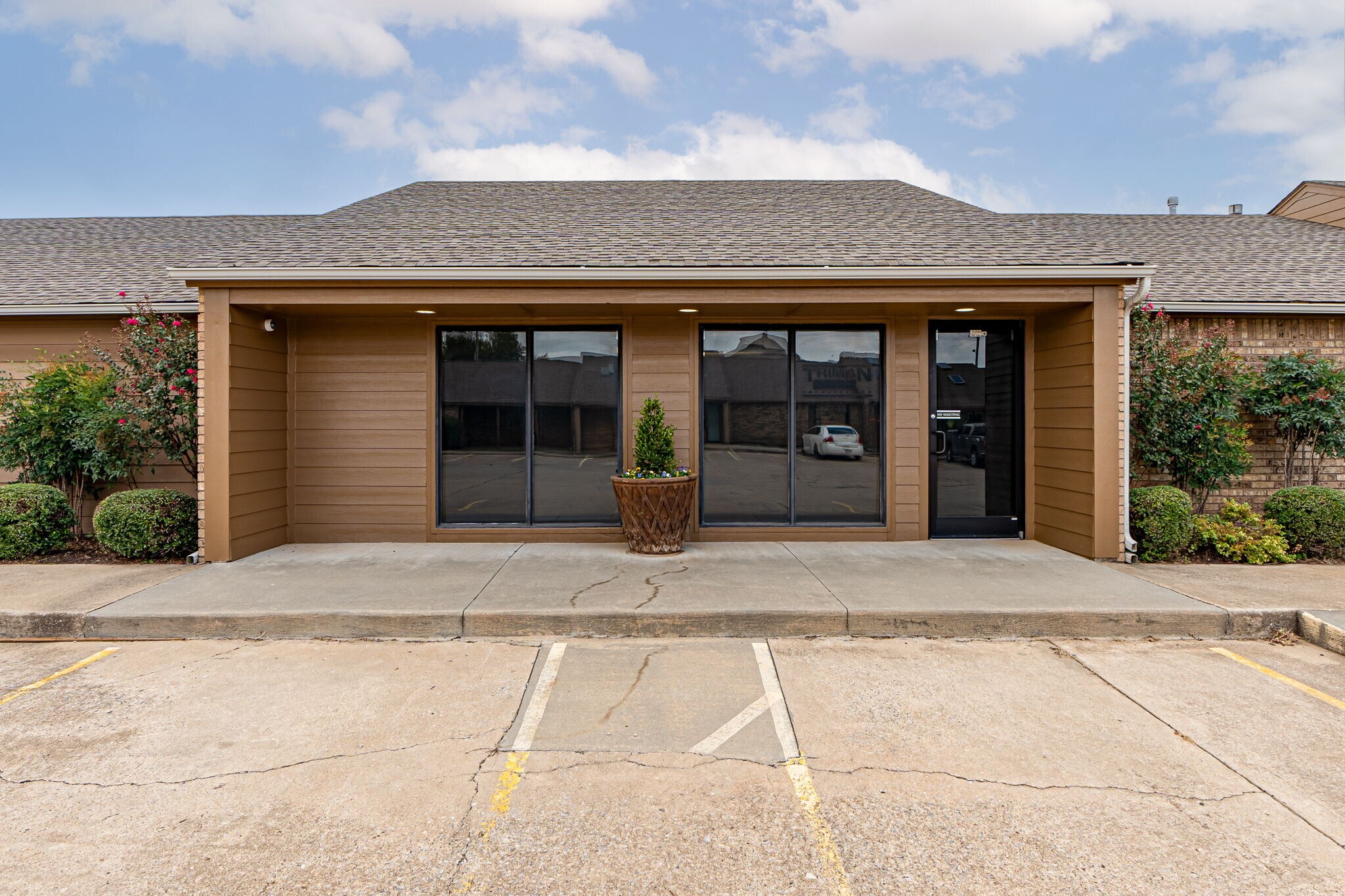 1530 SW 89th St, Oklahoma City, OK 73159