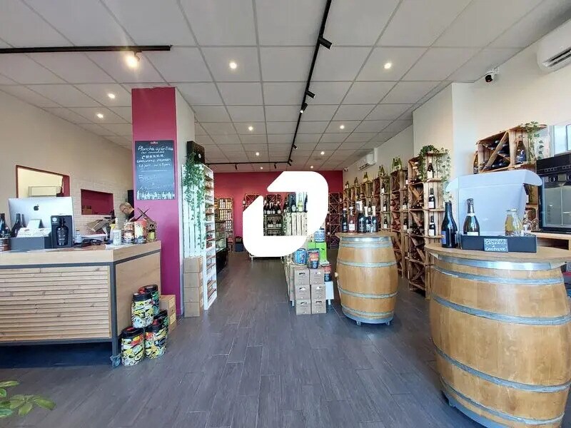 Retail in Castelnau-le-Lez for lease Interior Photo- Image 1 of 10