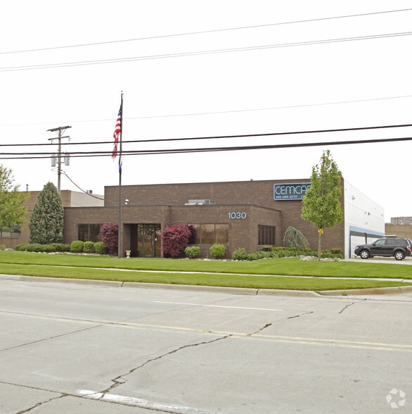 1030 Chicago Rd, Troy, MI for sale - Primary Photo - Image 1 of 1