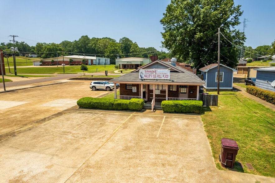 903 Central St, Water Valley, MS 38965 Retail for Sale