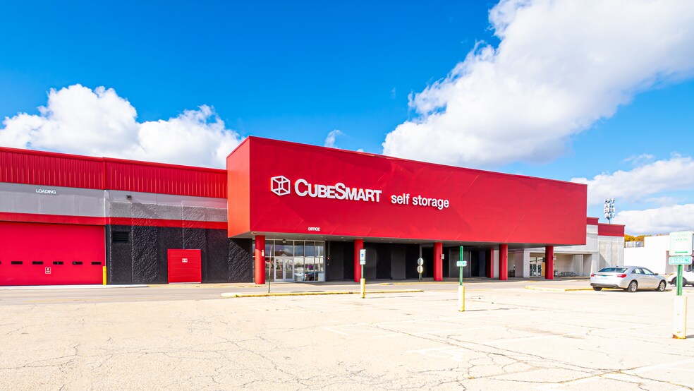 901 W Lake St, Peoria, IL for sale - Building Photo - Image 1 of 1