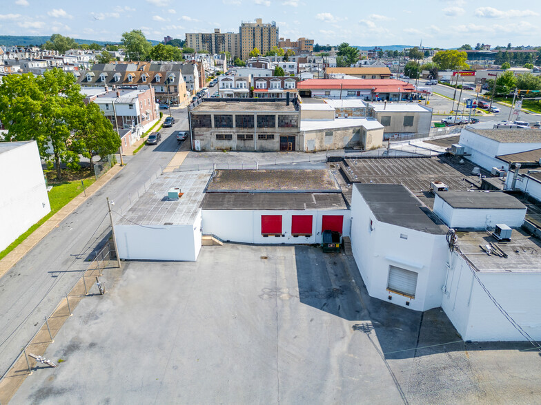 711-721 N 17th St, Allentown, PA for lease - Building Photo - Image 2 of 19