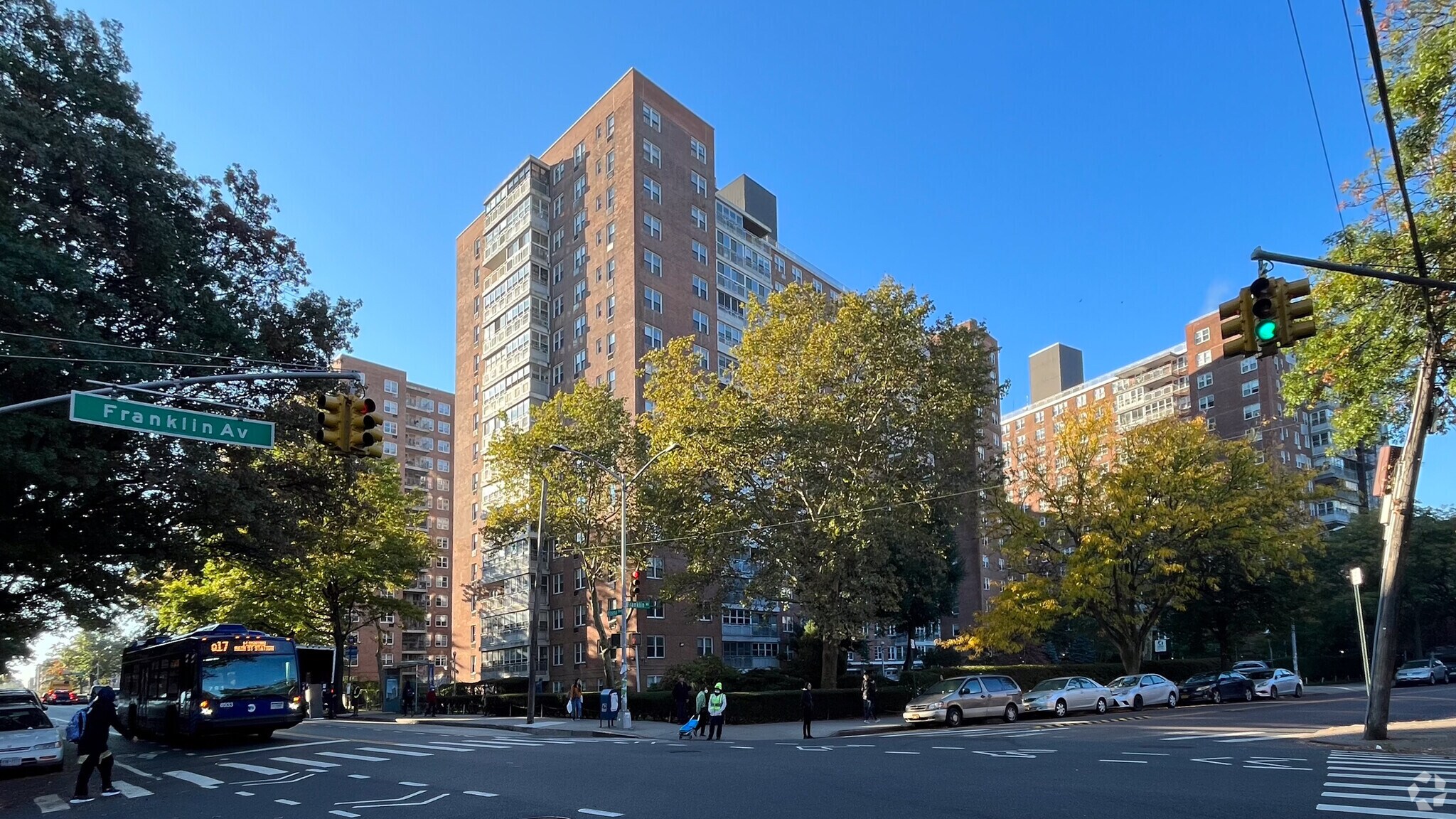 43-10 Kissena Blvd, Flushing, NY for sale Primary Photo- Image 1 of 1