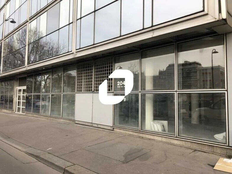 Retail in Paris for lease - Building Photo - Image 2 of 9