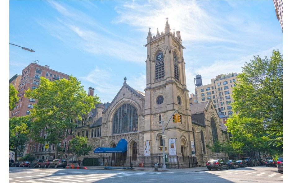 302 W 91st St, New York, NY for lease - Building Photo - Image 3 of 6