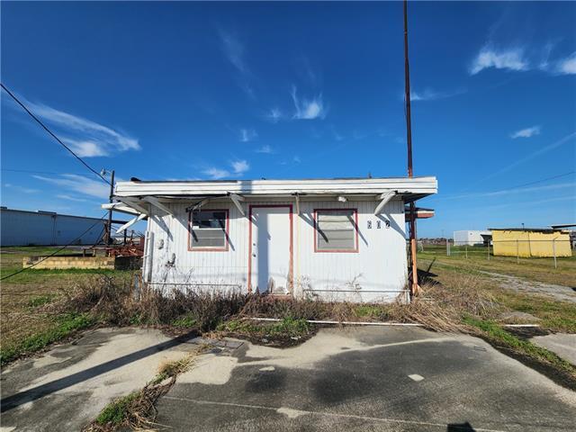 602 Engineers Rd, Belle Chasse, LA for sale - Building Photo - Image 3 of 17