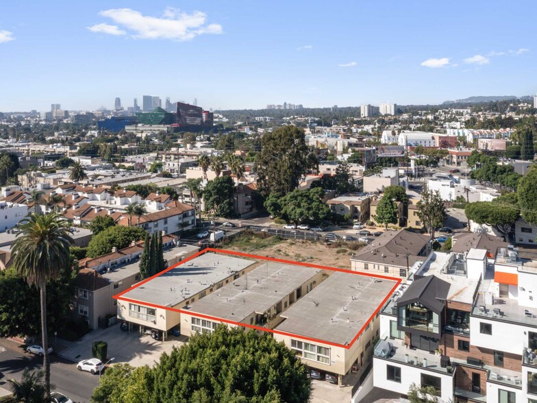 1005-1015 N Croft Ave, Los Angeles, CA for sale - Building Photo - Image 3 of 7