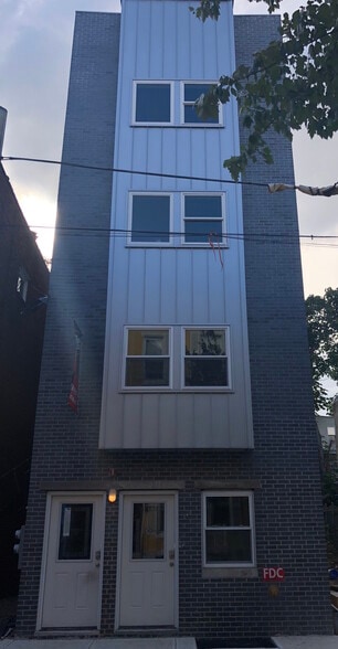 1702 N Willington St, Philadelphia, PA for sale - Primary Photo - Image 1 of 1