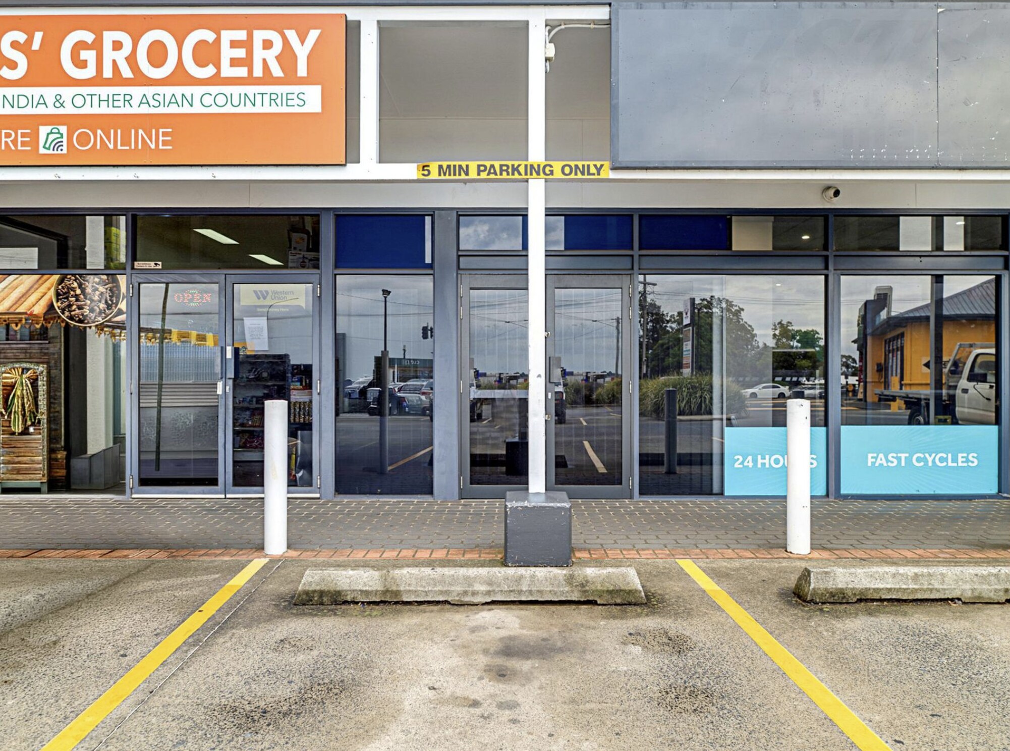 131 Anzac Ave, Newtown Toowoomba for lease Building Photo- Image 1 of 4