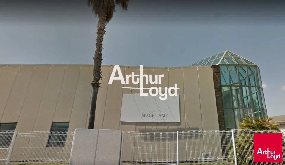 Flex in Cannes for lease - Building Photo - Image 2 of 11