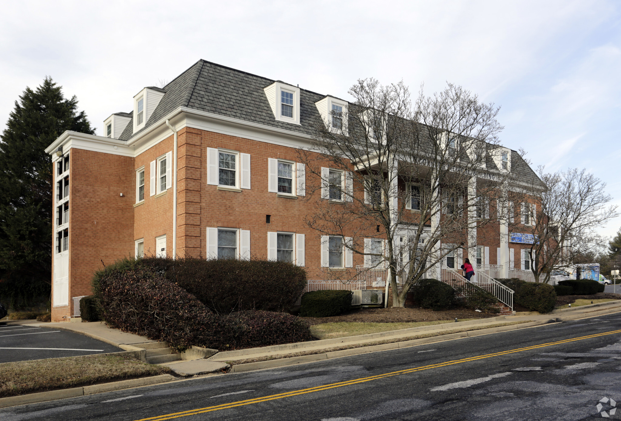 6305 Castle Pl, Falls Church, VA for sale Building Photo- Image 1 of 1