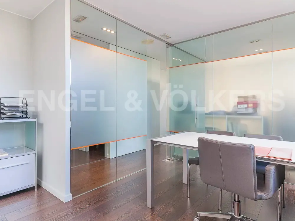 Office in Barcelona, Barcelona for lease Interior Photo- Image 1 of 17