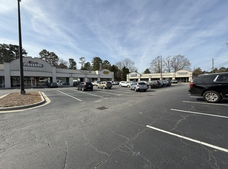 3780 Northside Dr, Macon-Bibb, GA for lease - Building Photo - Image 1 of 3