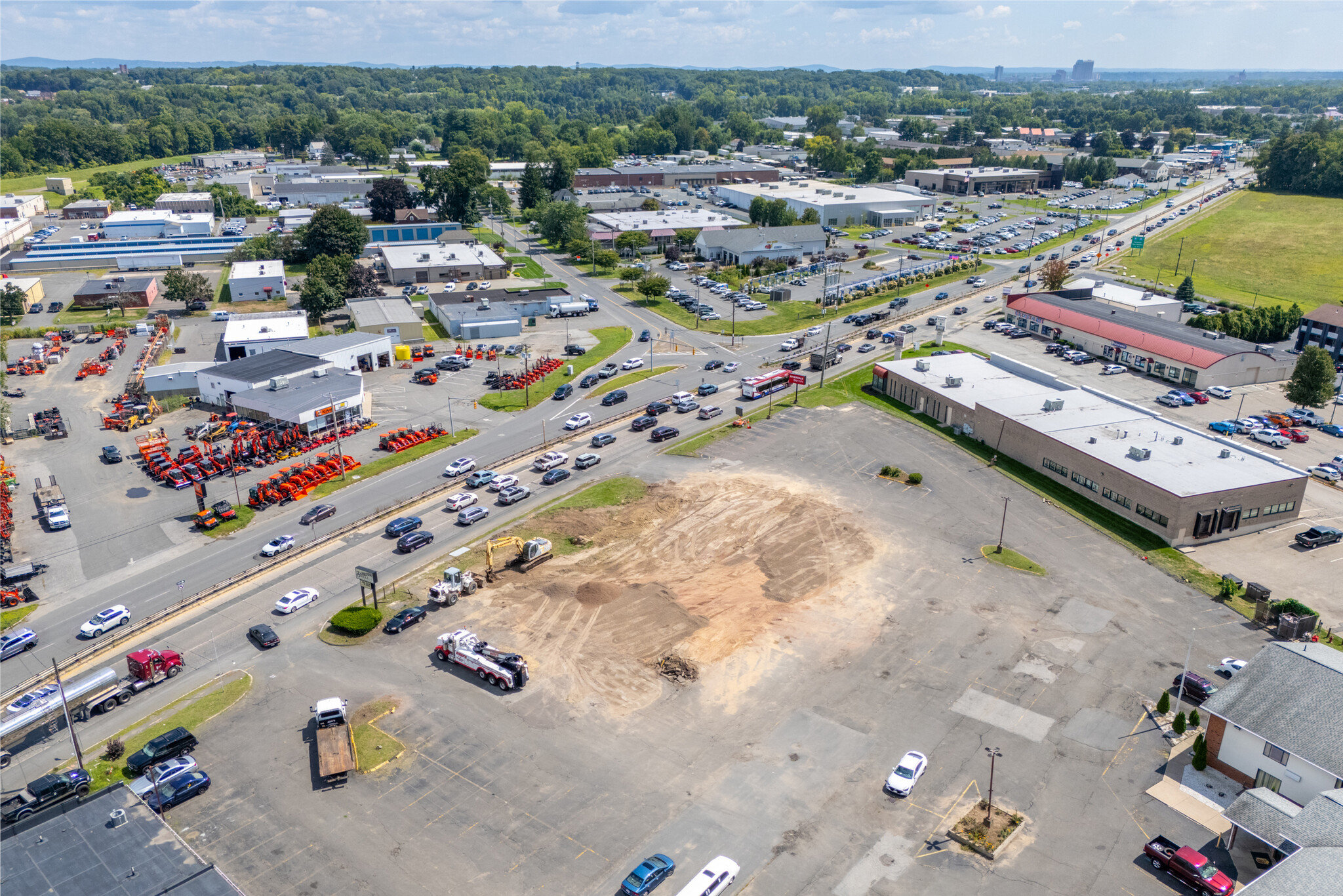 1506 Riverdale St, West Springfield, MA for lease Building Photo- Image 1 of 10