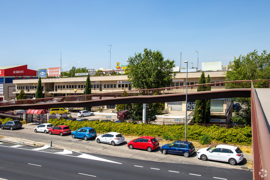 Calle Sepúlveda, 6, Alcobendas, Madrid for lease - Primary Photo - Image 1 of 3