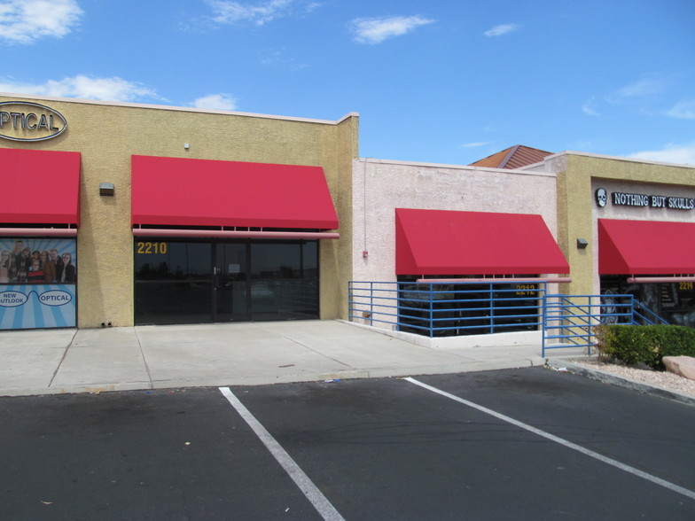 2200-2218 S Rainbow Blvd, Las Vegas, NV for lease - Building Photo - Image 2 of 2