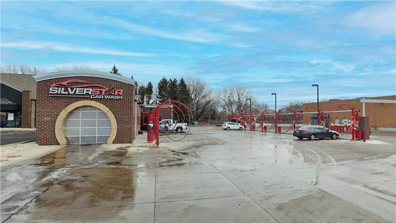 1620 S Sycamore Ave, Sioux Falls, SD for sale - Building Photo - Image 1 of 2