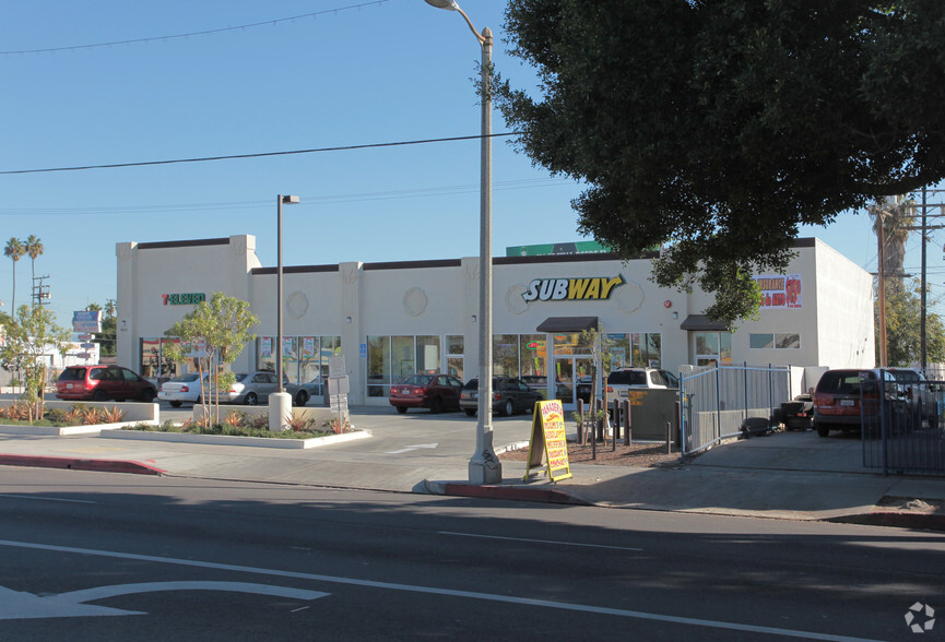 8600 S Central Ave, Los Angeles, CA for lease - Building Photo - Image 3 of 4