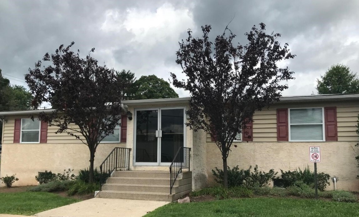 39 S Sand Rd, New Britain, PA for sale Primary Photo- Image 1 of 1