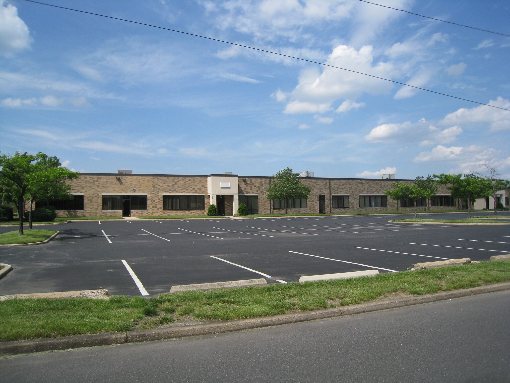 2 Pin Oak Ln, Cherry Hill, NJ for sale Building Photo- Image 1 of 1