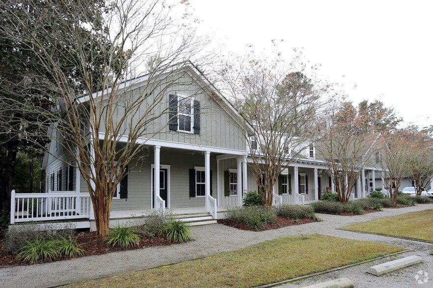 181 Bluffton Rd, Bluffton, SC 29910