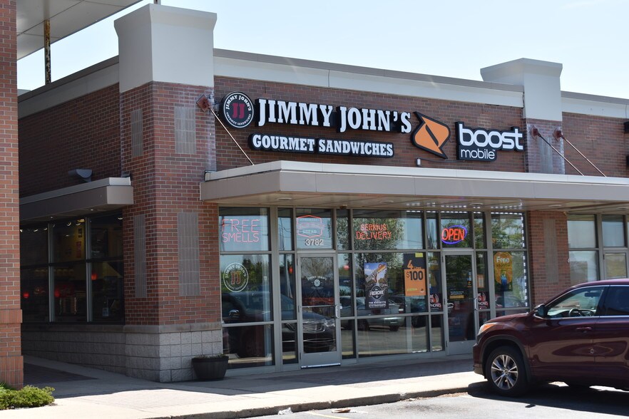 3796-3772 Alpine Ave NW, Comstock Park, MI for sale - Building Photo - Image 1 of 1