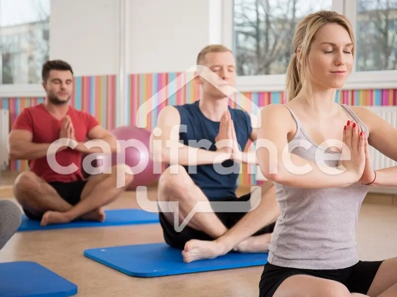 Office in Montlhéry for sale Interior Photo- Image 1 of 3