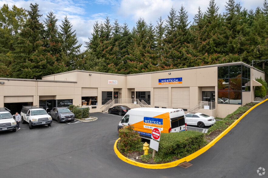 8700-8900 122nd Ave NE, Kirkland, WA for lease - Building Photo - Image 3 of 5