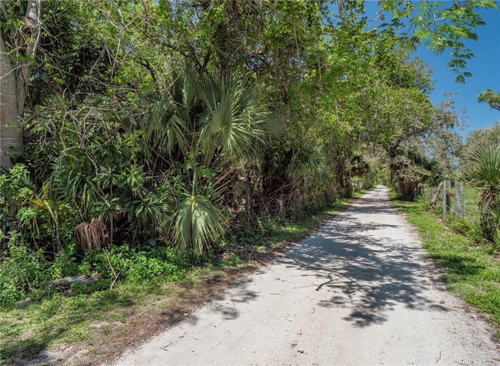 10995 Roseland, Sebastian, FL 32958 Riverfront 40+/ Acres